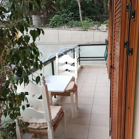 Appartement Κατερινα à Athènes Extérieur photo
